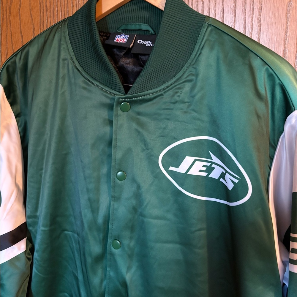NFL Green and White Bomber Jacket with New York Jets Logo Chalk Line - Picture 2 of 9